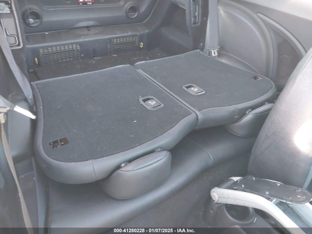 2009 MINI COOPER WMWMF33549TW78848 Photo 7