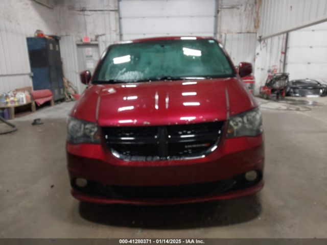 2C4RDGBG4JR220411 Dodge Grand Caravan Se Plus