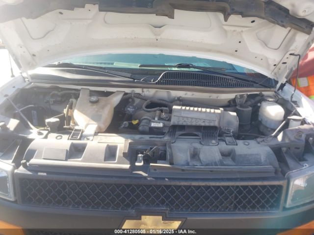 1GCWGAFG9L1207050 Chevrolet Express Cargo Rwd 2500 Regular Wheelbase Wt