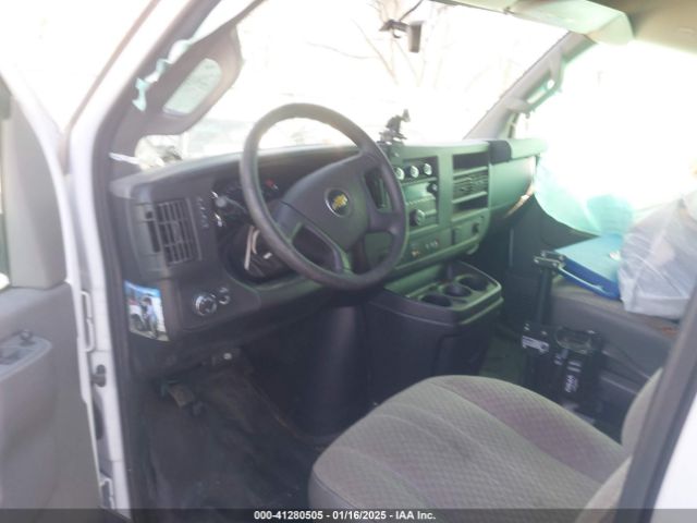1GCWGAFG9L1207050 Chevrolet Express Cargo Rwd 2500 Regular Wheelbase Wt