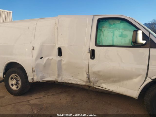 1GCWGAFG9L1207050 Chevrolet Express Cargo Rwd 2500 Regular Wheelbase Wt
