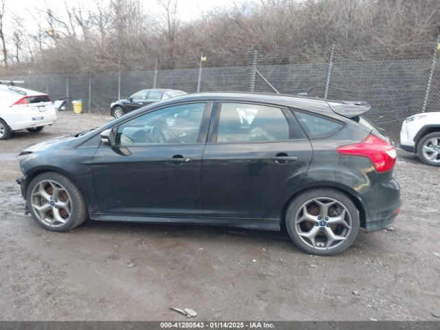 1FADP3L90EL386665 Ford FOCUS ST