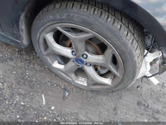 1FADP3L90EL386665 Ford FOCUS ST