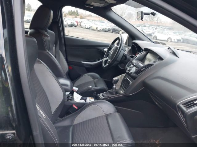 1FADP3L90EL386665 Ford FOCUS ST