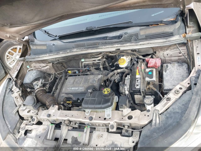 Chevrolet Trax Lt 2018 3GNCJLSB2JL189899 Image 10