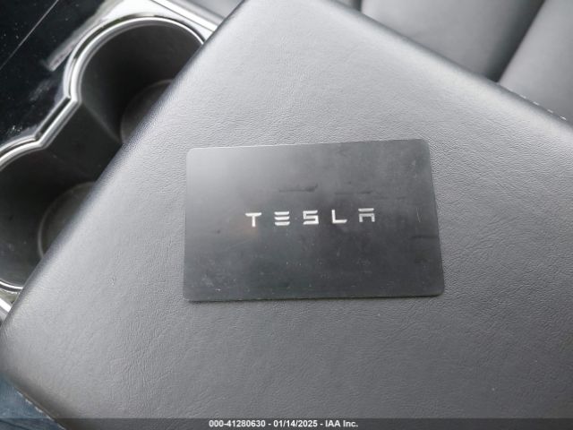 5YJYGDEE9MF111843 Tesla Model Y Long Range Dual Motor All-wheel Drive