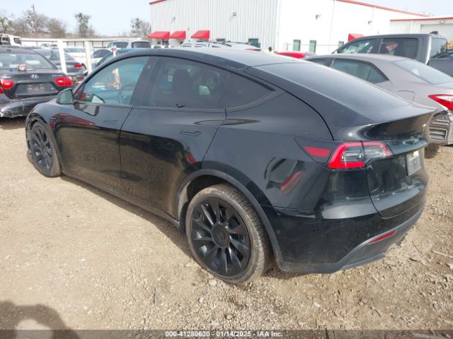 5YJYGDEE9MF111843 Tesla Model Y Long Range Dual Motor All-wheel Drive