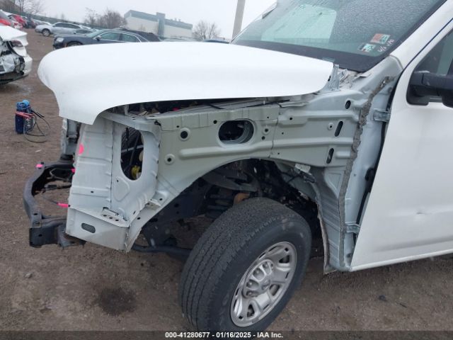 1N6BF0LY6JN814891 Nissan Nv Cargo Nv2500 Hd Sv V6