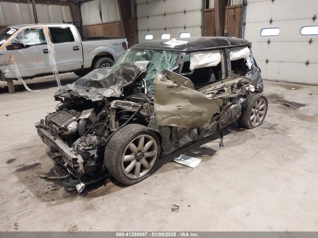 2004 MINI COOPER S WMWRE33474TD75011 Photo 1