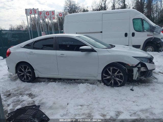 2HGFC2F81KH528849 Honda Civic Sport