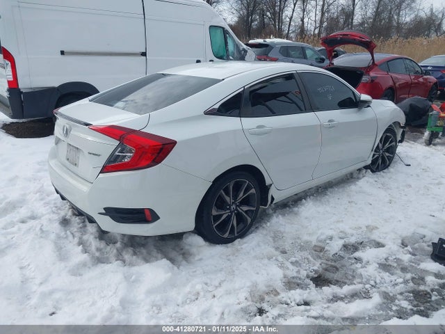 2HGFC2F81KH528849 Honda Civic Sport