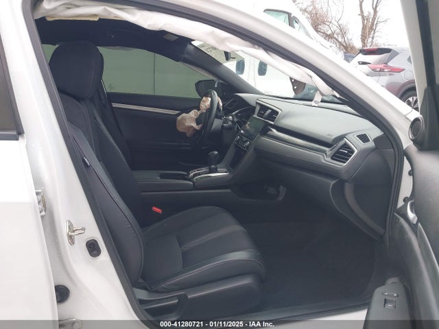 2HGFC2F81KH528849 Honda Civic Sport