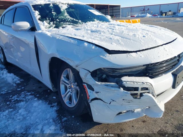 2C3CDXBG7JH331471 Dodge Charger Sxt Rwd