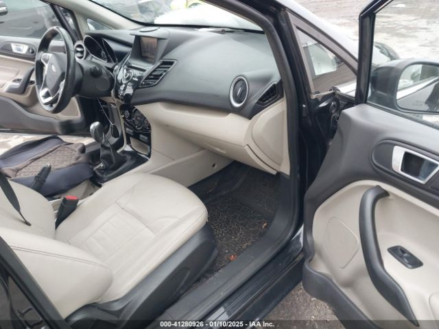 3FADP4FJ0FM123023 Ford Fiesta Titanium