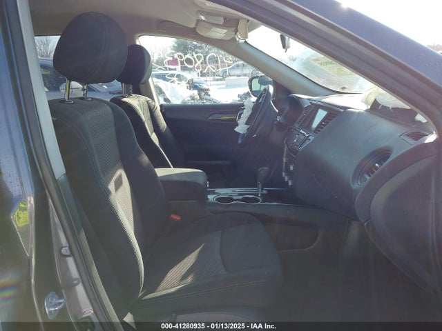 5N1DR2MN8HC621260 Nissan Pathfinder S