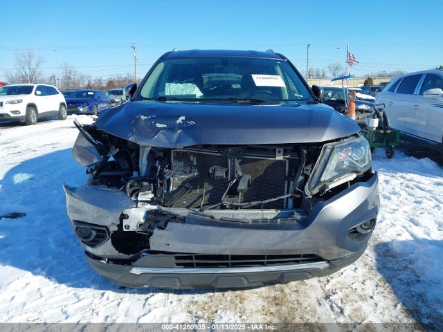5N1DR2MN8HC621260 Nissan Pathfinder S