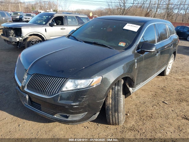 Lincoln Mkt Livery 2015 2LMHJ5NK8FBL01100 Image 2