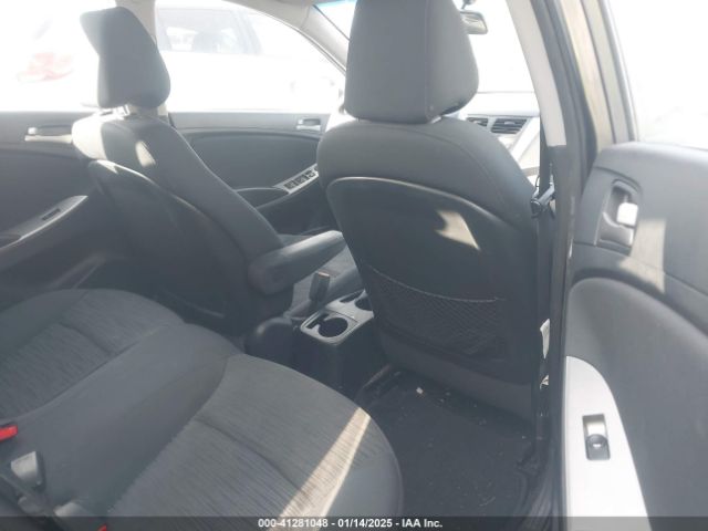 KMHCT5AE5FU215978 Hyundai ACCENT GS