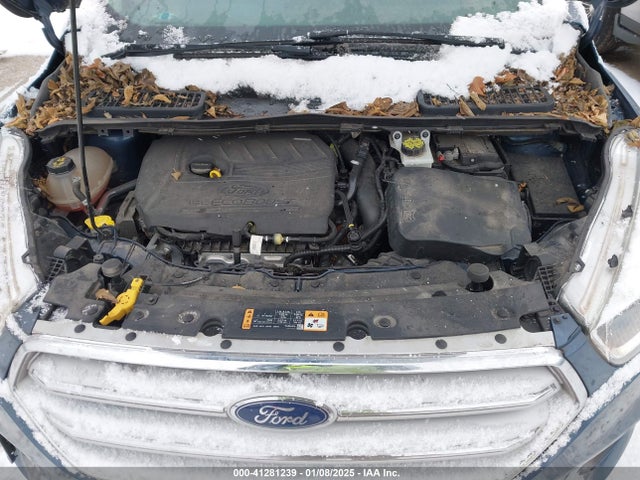 1FMCU0GD2JUA62872 Ford ESCAPE SE