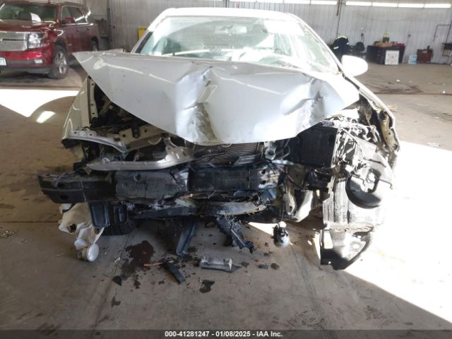 5YFBURHE0GP568136 Toyota Corolla Le Plus