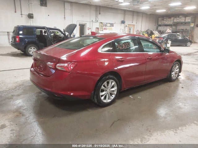 1G1ZD5ST9KF209813 Chevrolet MALIBU LT