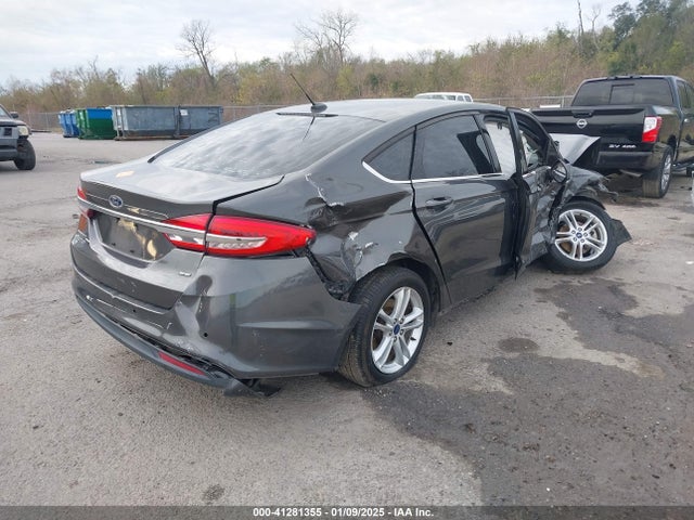 3FA6P0H77JR125057 Ford FUSION SE