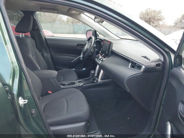7MUCAAAG0NV037099 Toyota Corolla Cross Le