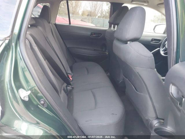 7MUCAAAG0NV037099 Toyota Corolla Cross Le