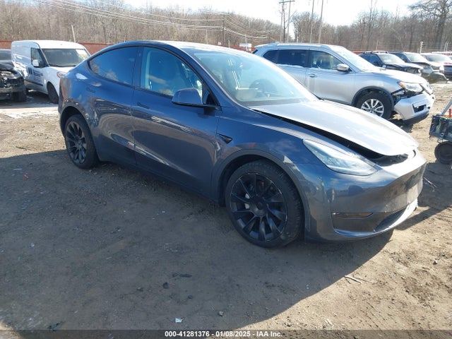 2021 TESLA MODEL Y 5YJYGDEE3MF122966 Photo 0