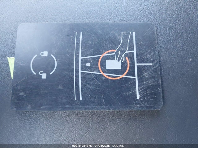 2021 TESLA MODEL Y 5YJYGDEE3MF122966 Photo 10