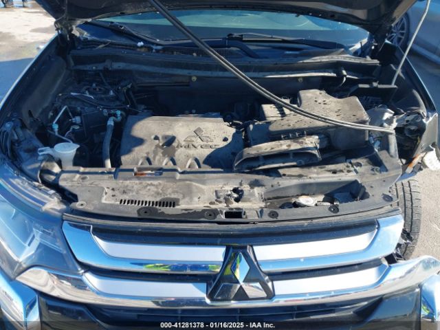 2017 MITSUBISHI OUTLANDER JA4AZ3A3XHZ026725 Photo 9