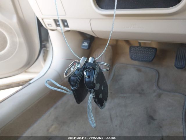 JTHBW1GG6E2075022 Lexus ES 300H