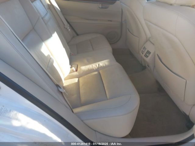 JTHBW1GG6E2075022 Lexus ES 300H