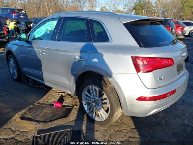 2019 AUDI Q5 WA1BNAFY7K2136379 Photo 2