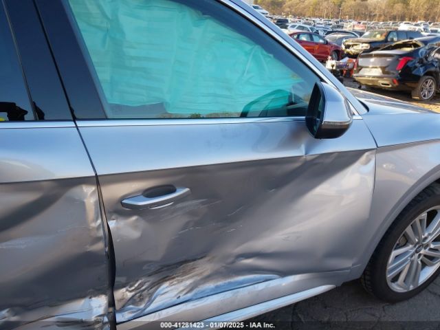 2019 AUDI Q5 WA1BNAFY7K2136379 Photo 4