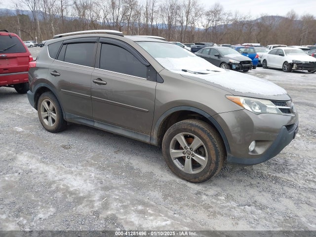 2015 2T3RFREV3FW241344 main image