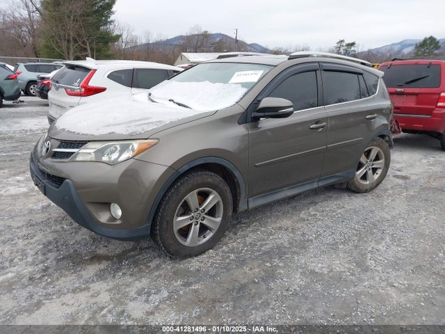 Toyota Rav4 Xle 2015 2T3RFREV3FW241344 Image 2