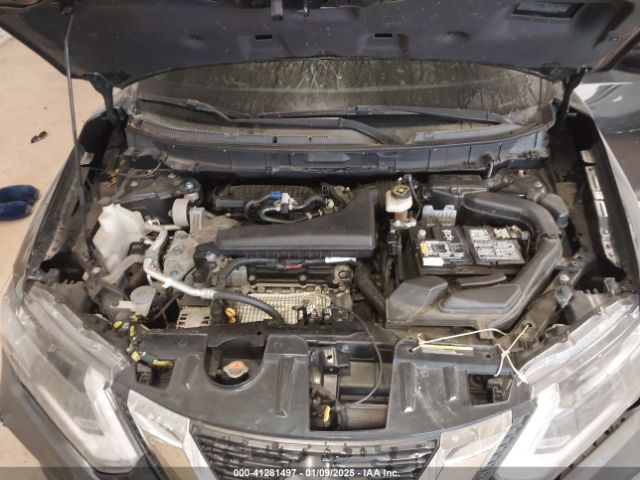 KNMAT2MV1HP513581 Nissan ROGUE SV