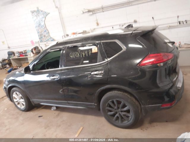 KNMAT2MV1HP513581 Nissan ROGUE SV