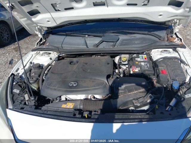 SJKCH5CP3HA033931 Infiniti QX30