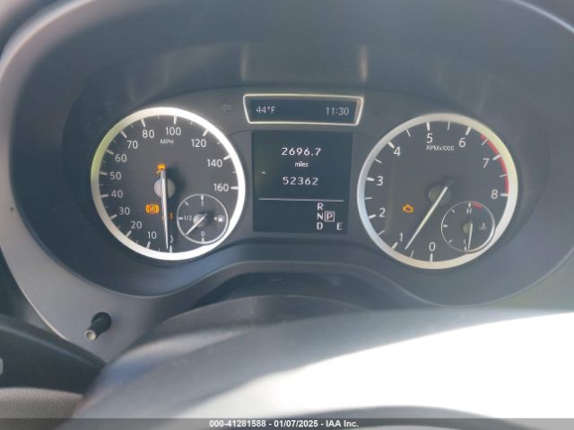 SJKCH5CP3HA033931 Infiniti QX30