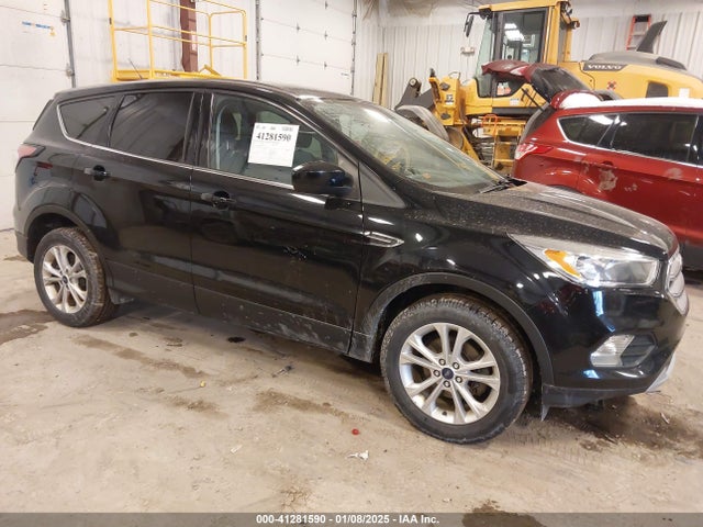 Ford ESCAPE SE 2017 1FMCU0GD7HUD27425 Image 1