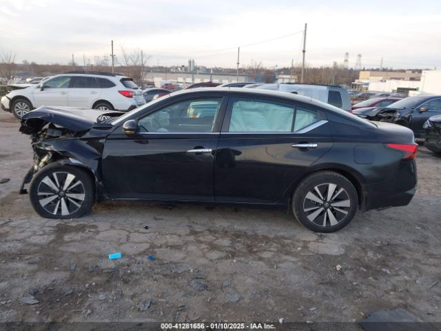 1N4BL4DW0MN345260 Nissan Altima Sv Intelligent Awd