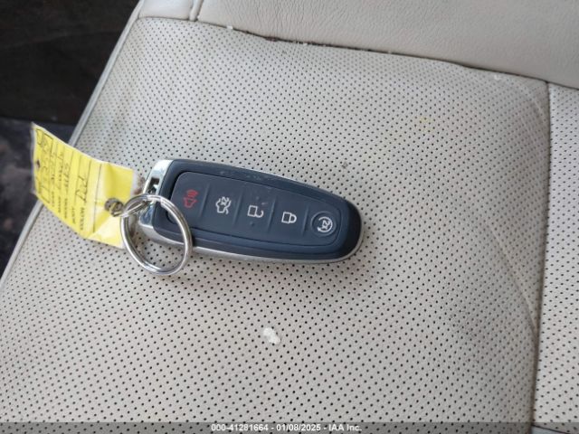 1LNHL9EK8FG608627 Lincoln MKS