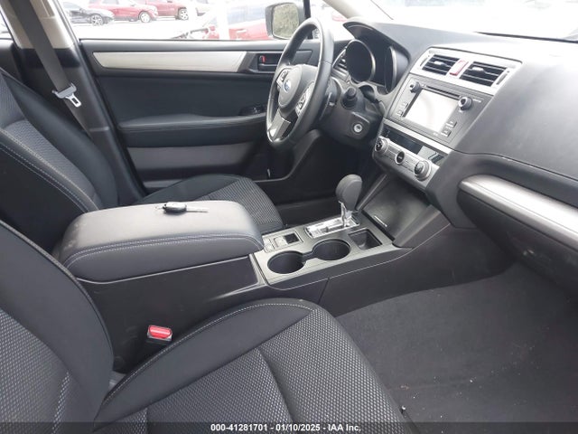 4S4BSAAC8H3338821 Subaru Outback 2.5i