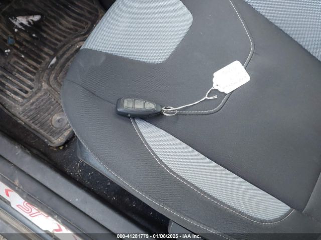 1FADP3L98HL269632 Ford FOCUS ST