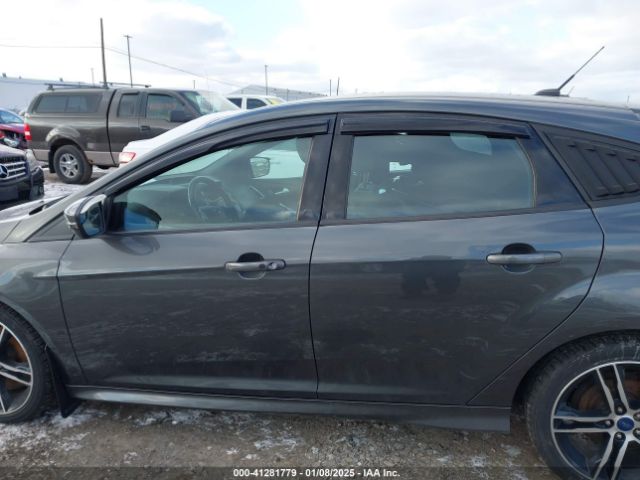 1FADP3L98HL269632 Ford FOCUS ST