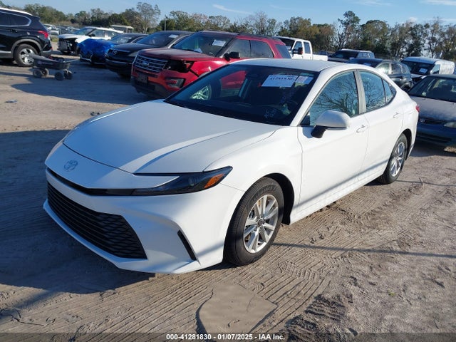 Toyota CAMRY LE 2025 4T1DAACK4SU070576 Image 2
