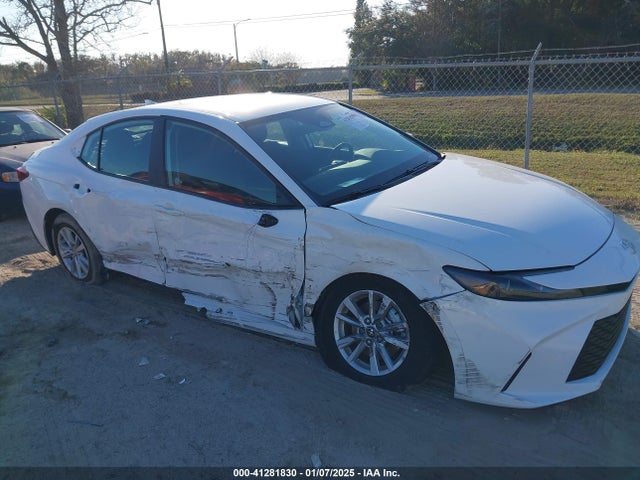 Toyota CAMRY LE 2025 4T1DAACK4SU070576 Image 6