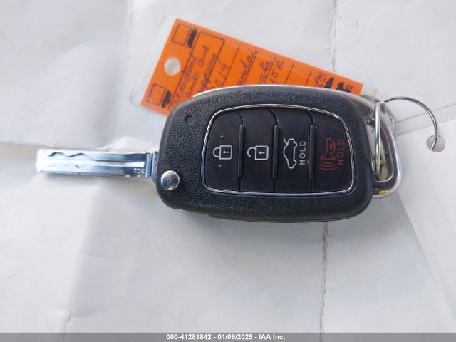 Hyundai SONATA SE 2019 5NPE24AF6KH759817 Image 11